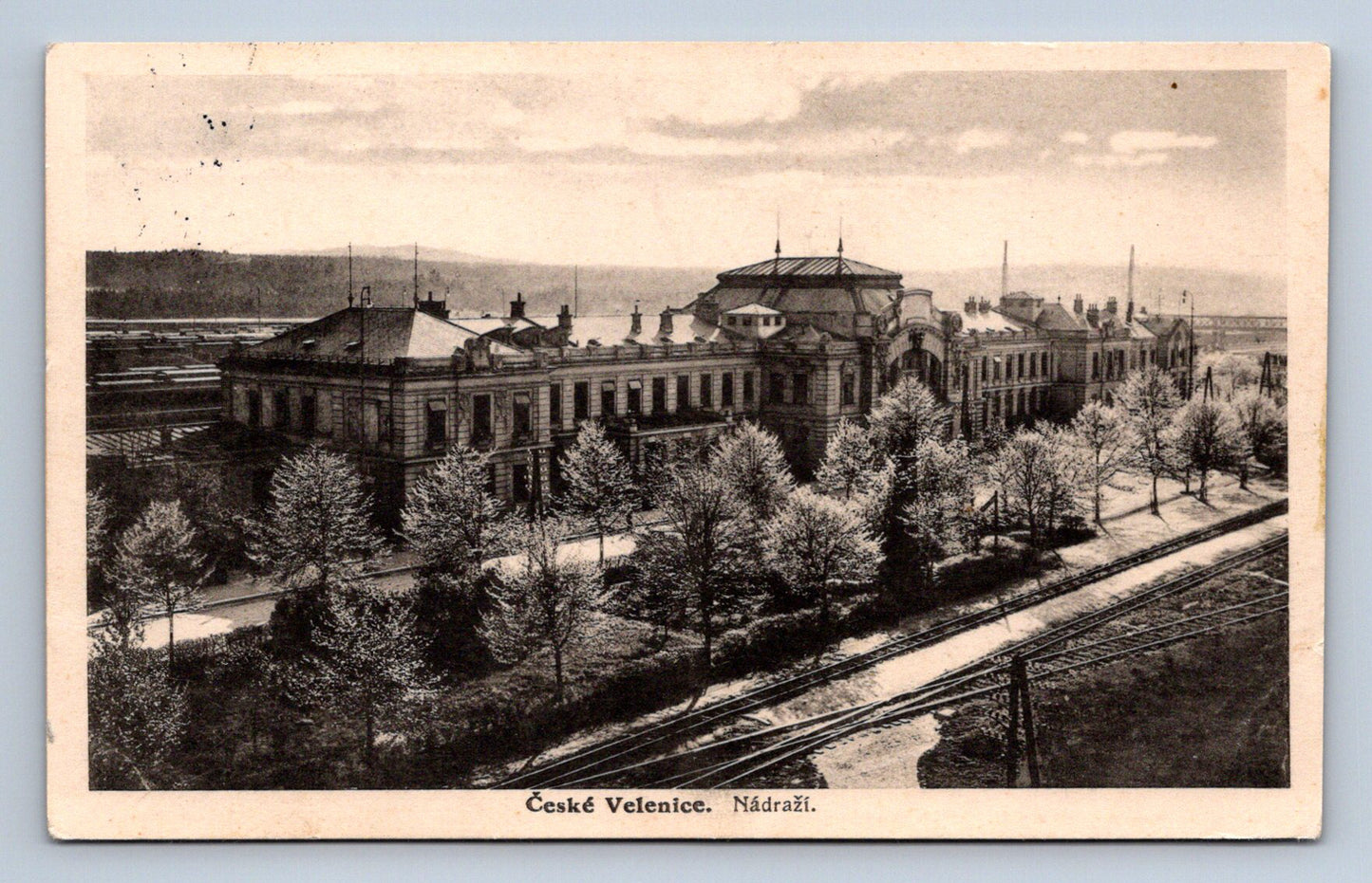 Pohlednice ČESKÉ VELENICE - NÁDRAŽÍ (ST742)