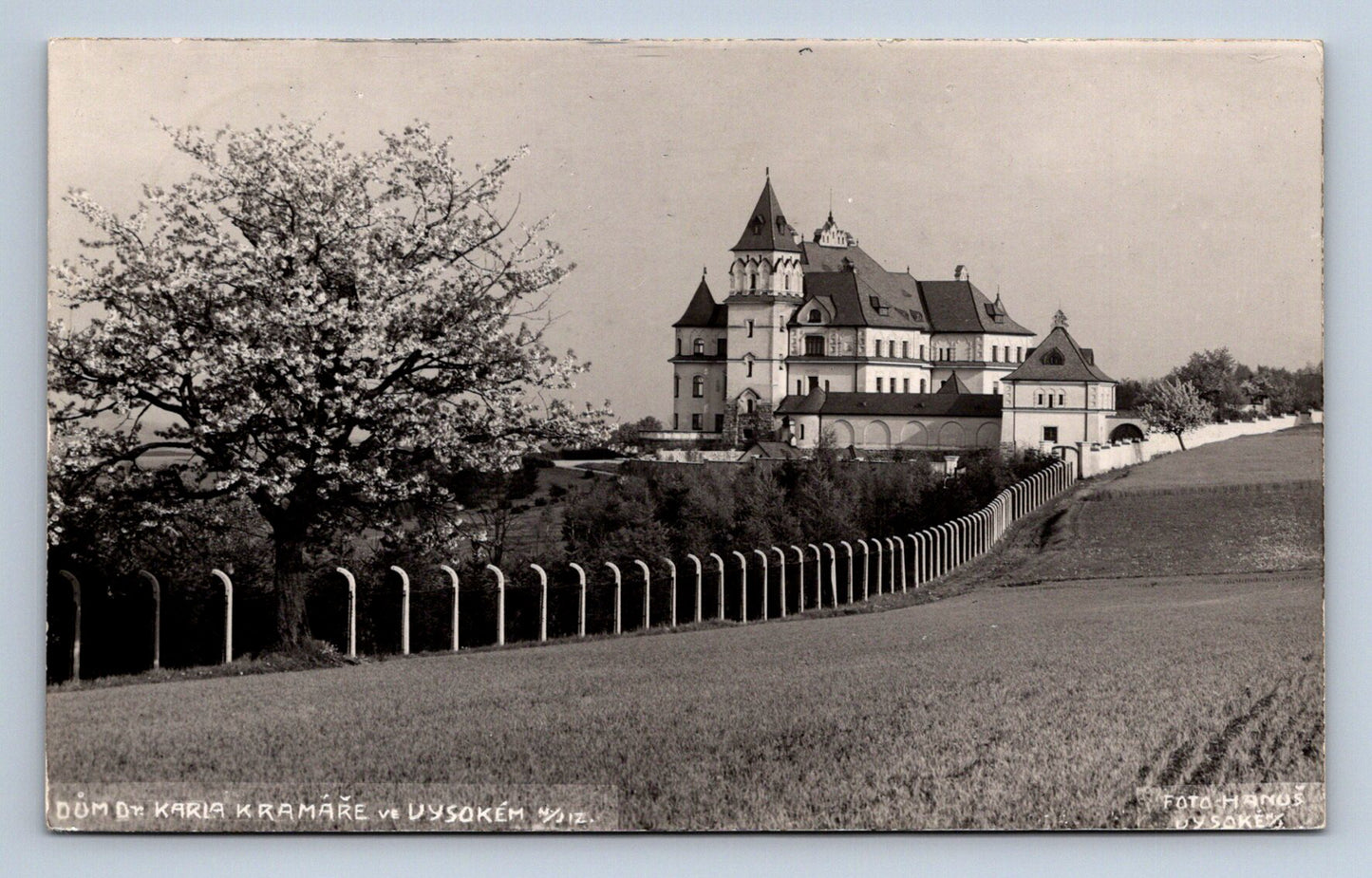 Pohlednice DŮM DR. KARLA KRAMÁŘE VE VYSOKÉM N. JIZ. (ST2623)