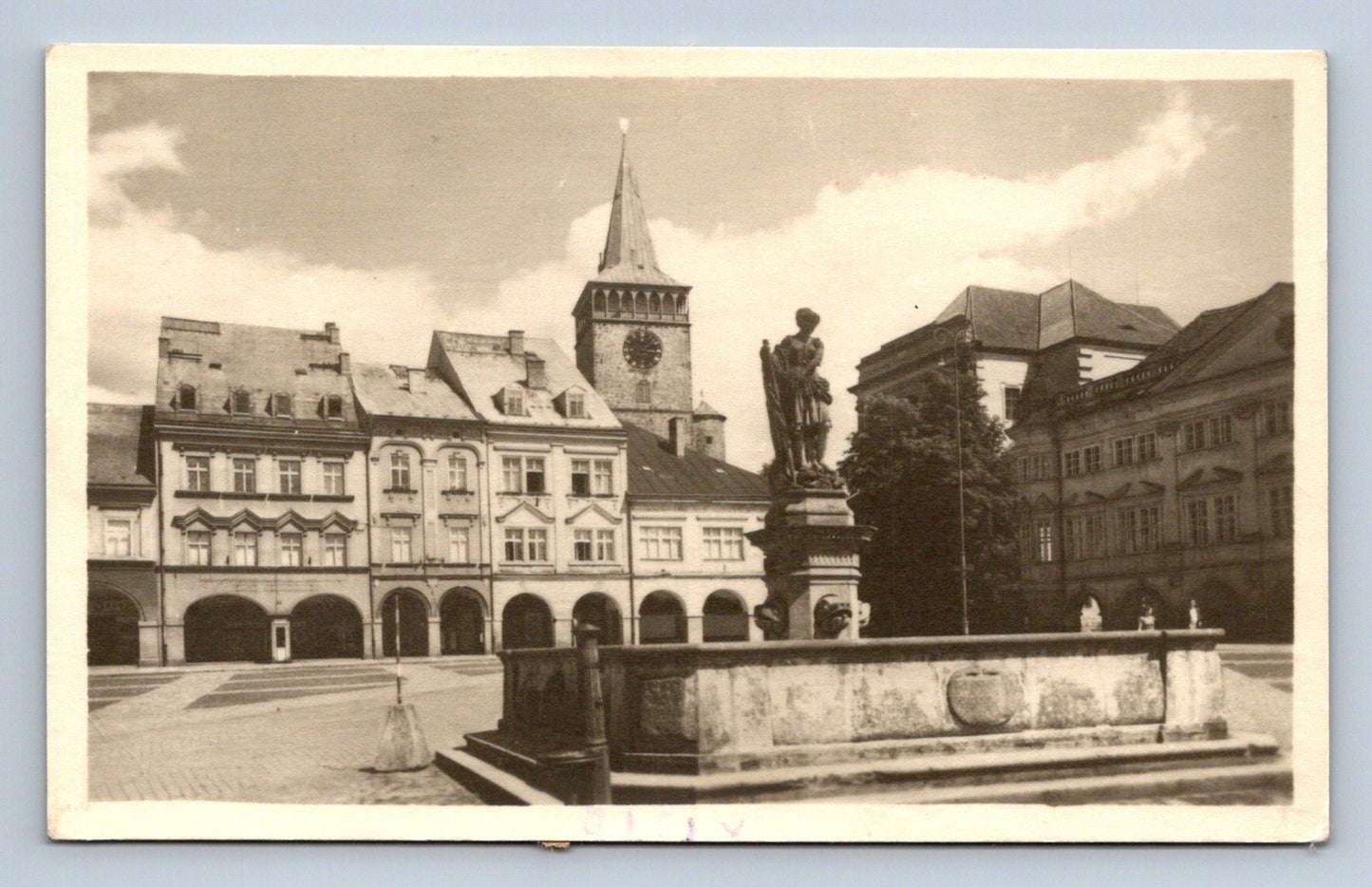 Pohlednice JIČÍN - NÁMĚSTÍ (ST2667)