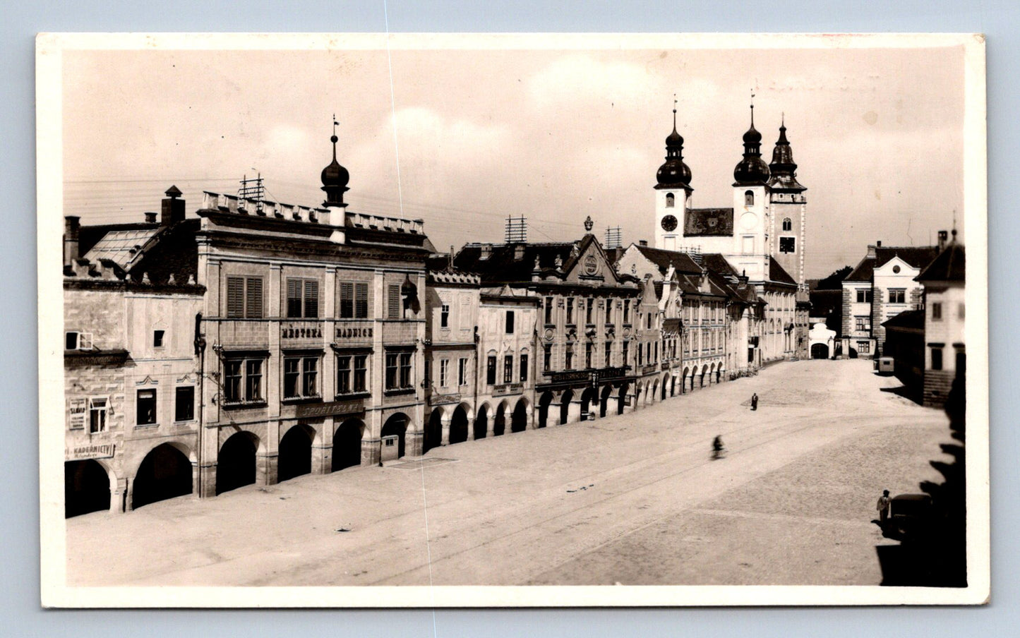 Pohlednice TELČ - NÁMĚSTÍ (ST2702)