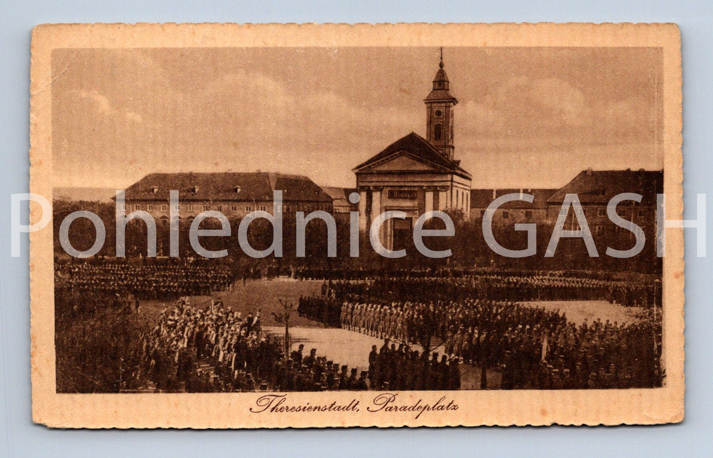 Pohlednice THERESIENSTADT, PARADEPLATZ (ST11310)