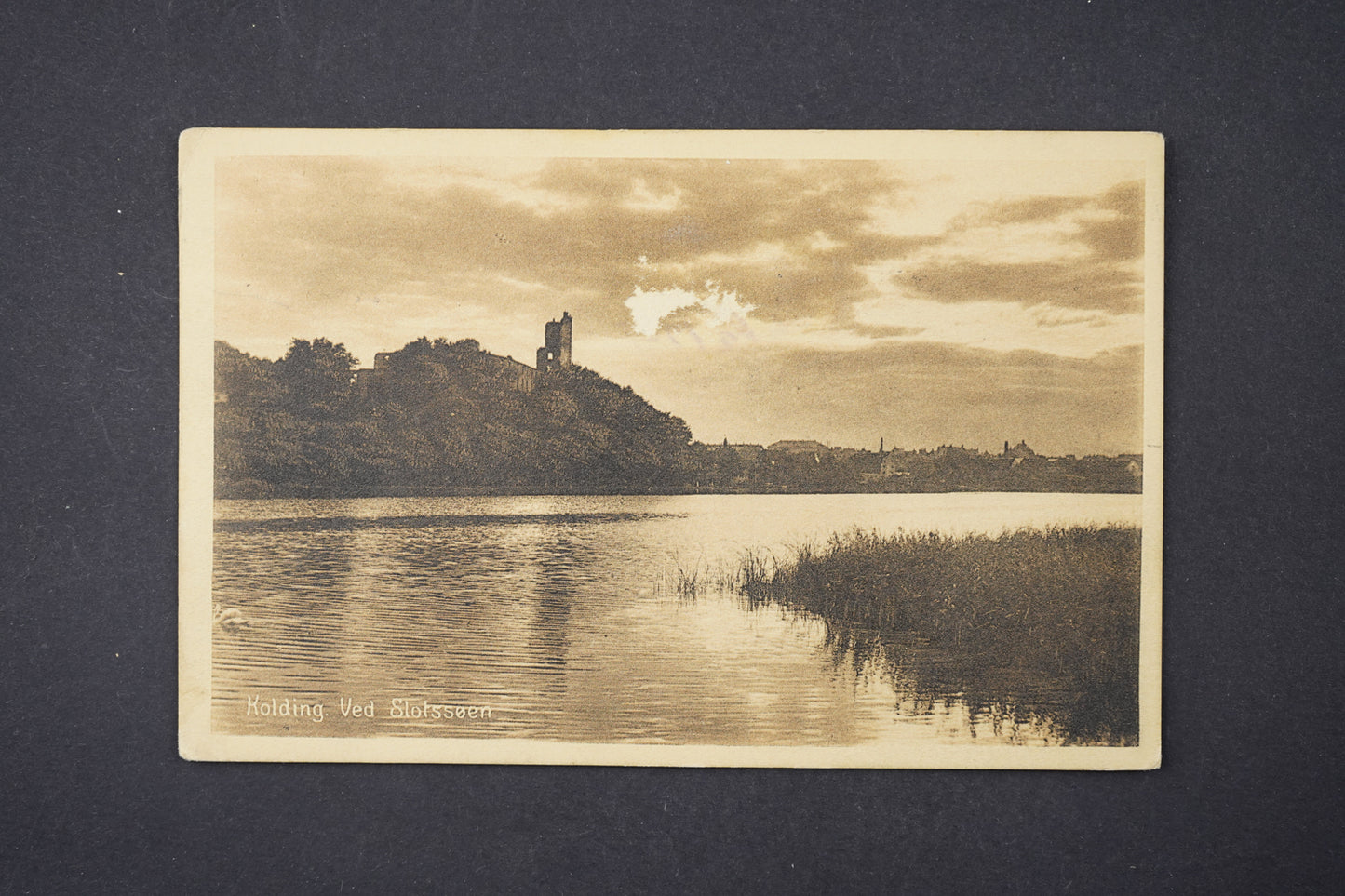 Pohlednice Kolding. Ved.Slotssoen (x6152)