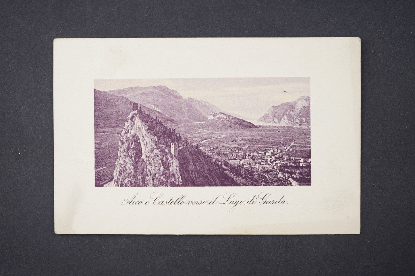 Pohlednice Arco e Castello verso il Lago di Garda (x6189)