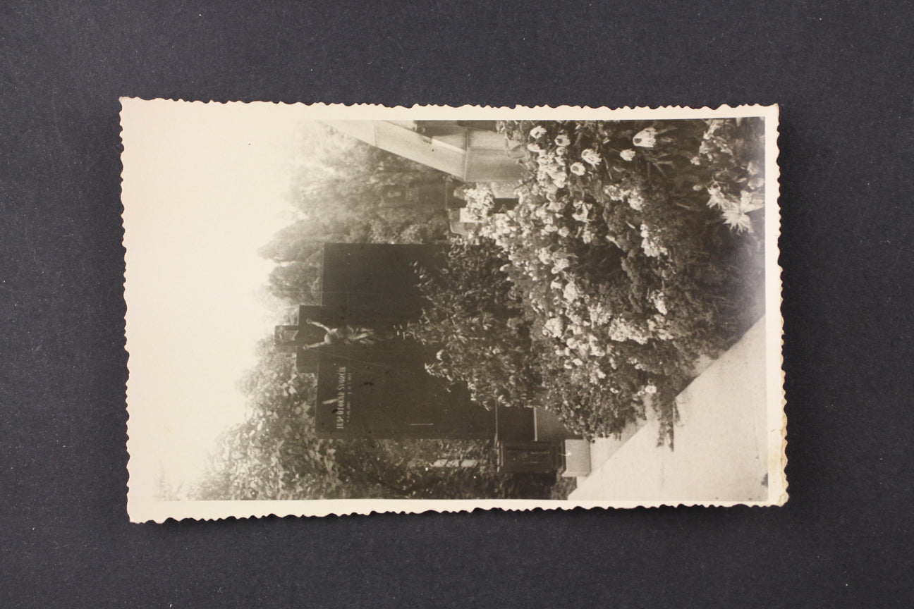 Pohlednice Hřbitov fotograf J. Karásek (x7431)