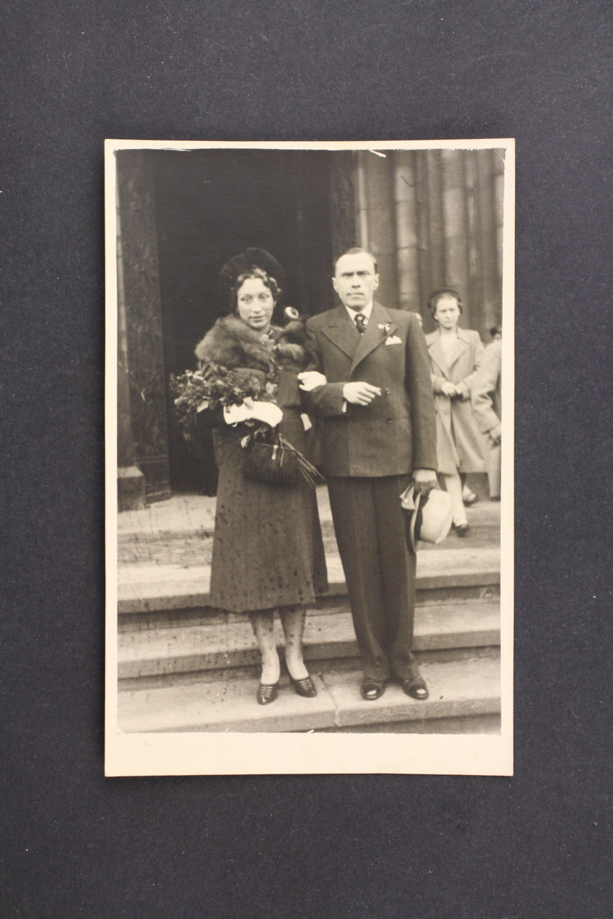 Pohlednice Pár na schodech 1938 (x7451)