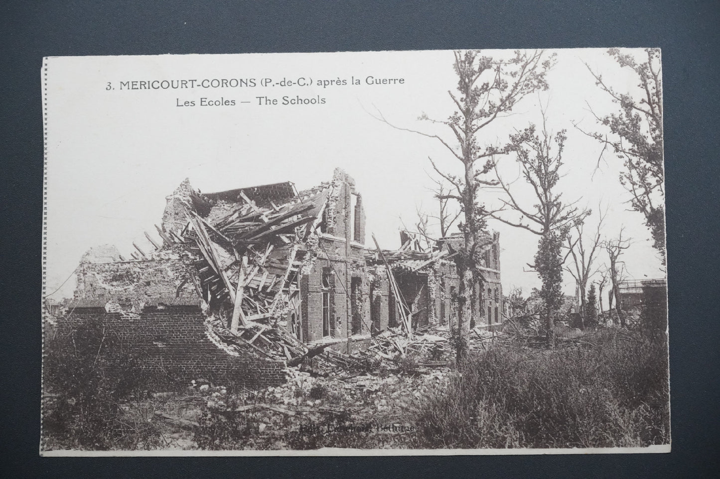 Pohlednice Méricourt-Corons – školy po válce (x9612)
