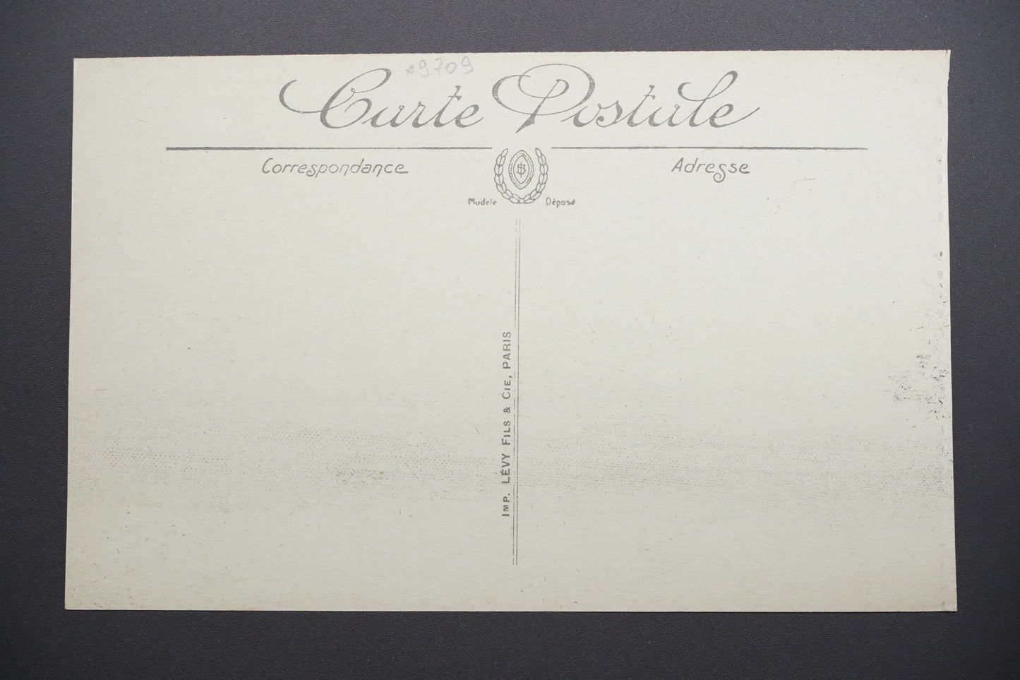 Pohlednice Douai – Beffroi a ruiny náměstí (x9709)