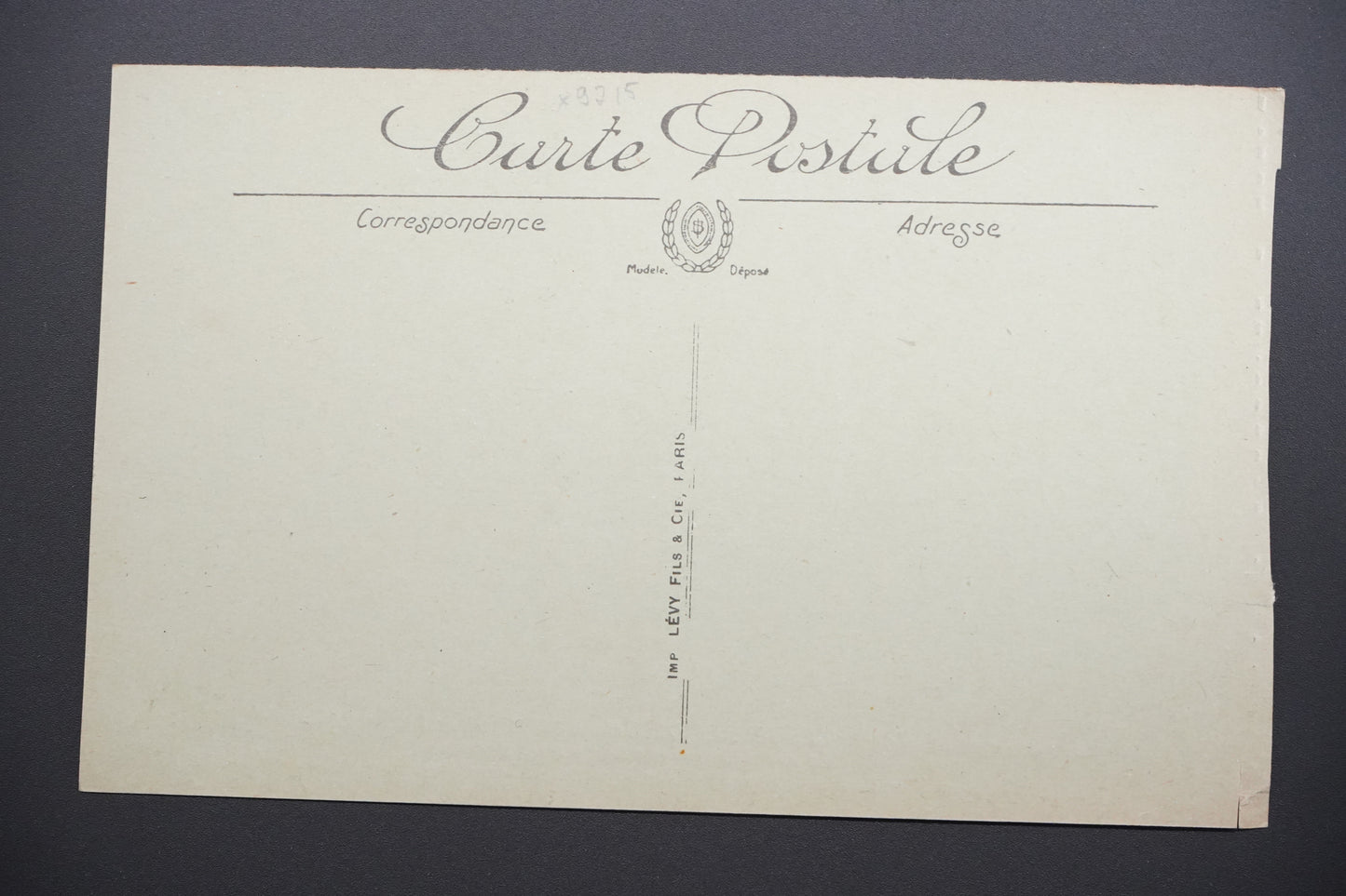 Pohlednice Douai – ulice Paříž vypálena Němci (x9715)