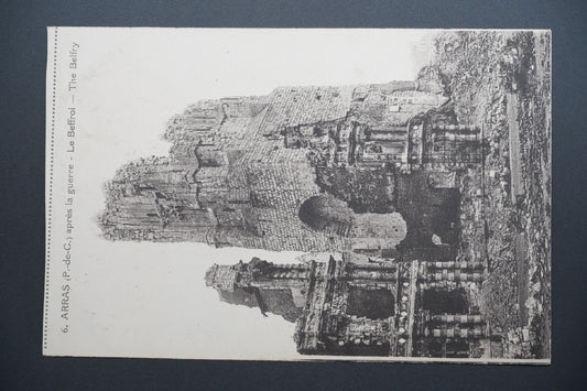 Pohlednice Arras – Beffroi po válce (x9775)