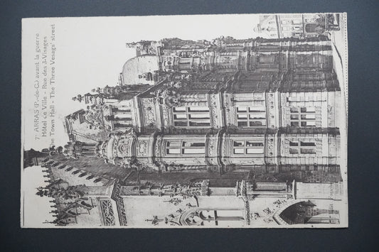 Pohlednice Arras – radnice, ulice Tří tváří (x9829)