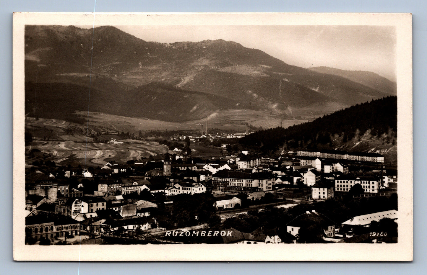 Pohlednice Ružomberok - Pravá fotografie - celkový pohled (JN1093)