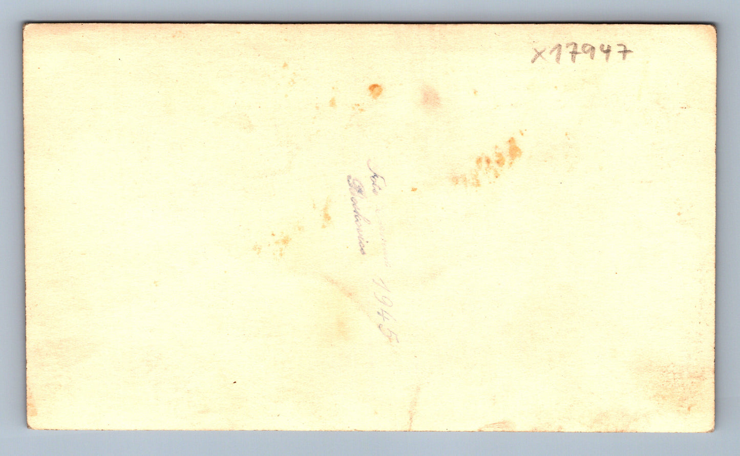 Pohlednice DÍVKA (x17947)