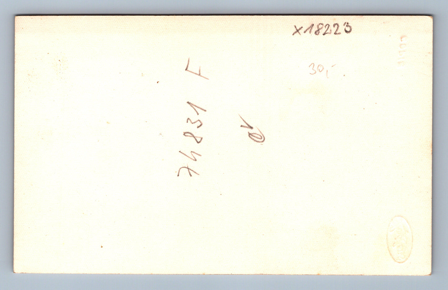 Pohlednice ŽENA V KROJI (x18223)