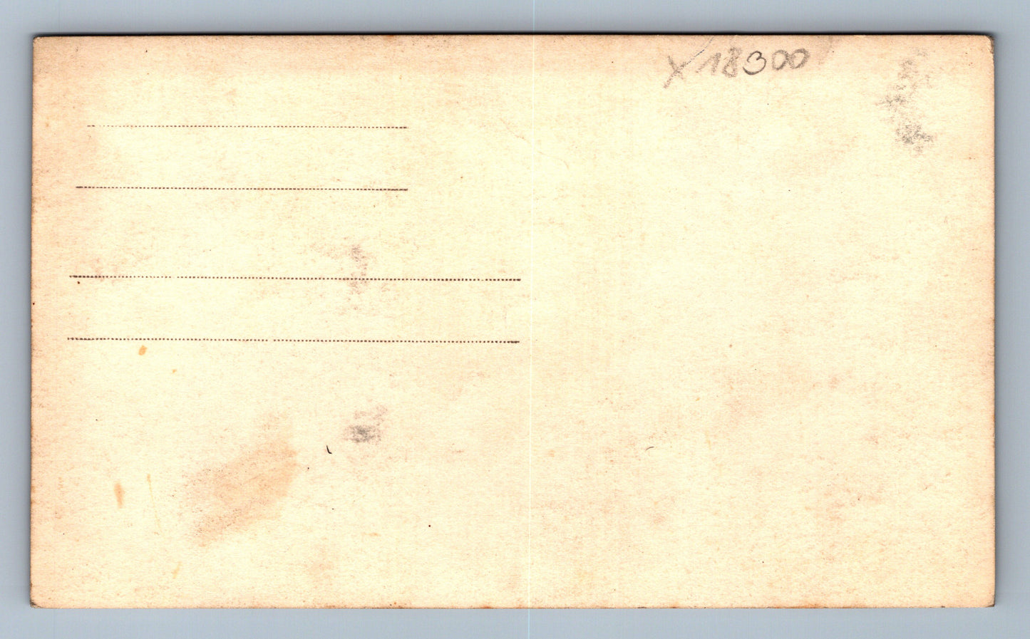 Pohlednice ŽENA V ŠATECH (x18300)