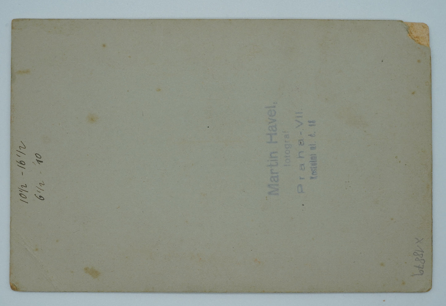 Fotografie ŽENA V ČERNÉM MATRIN HAVEL FOTOGRAF (x18879)