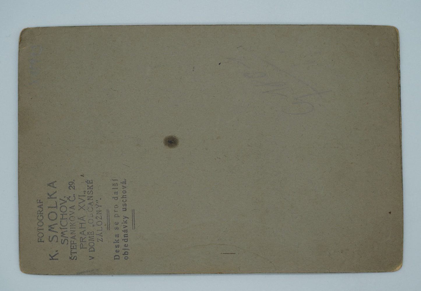 Fotografie MUŽ S DVĚMI ŽENAMI K. SMOLKA SMÍCHOV (x18913)
