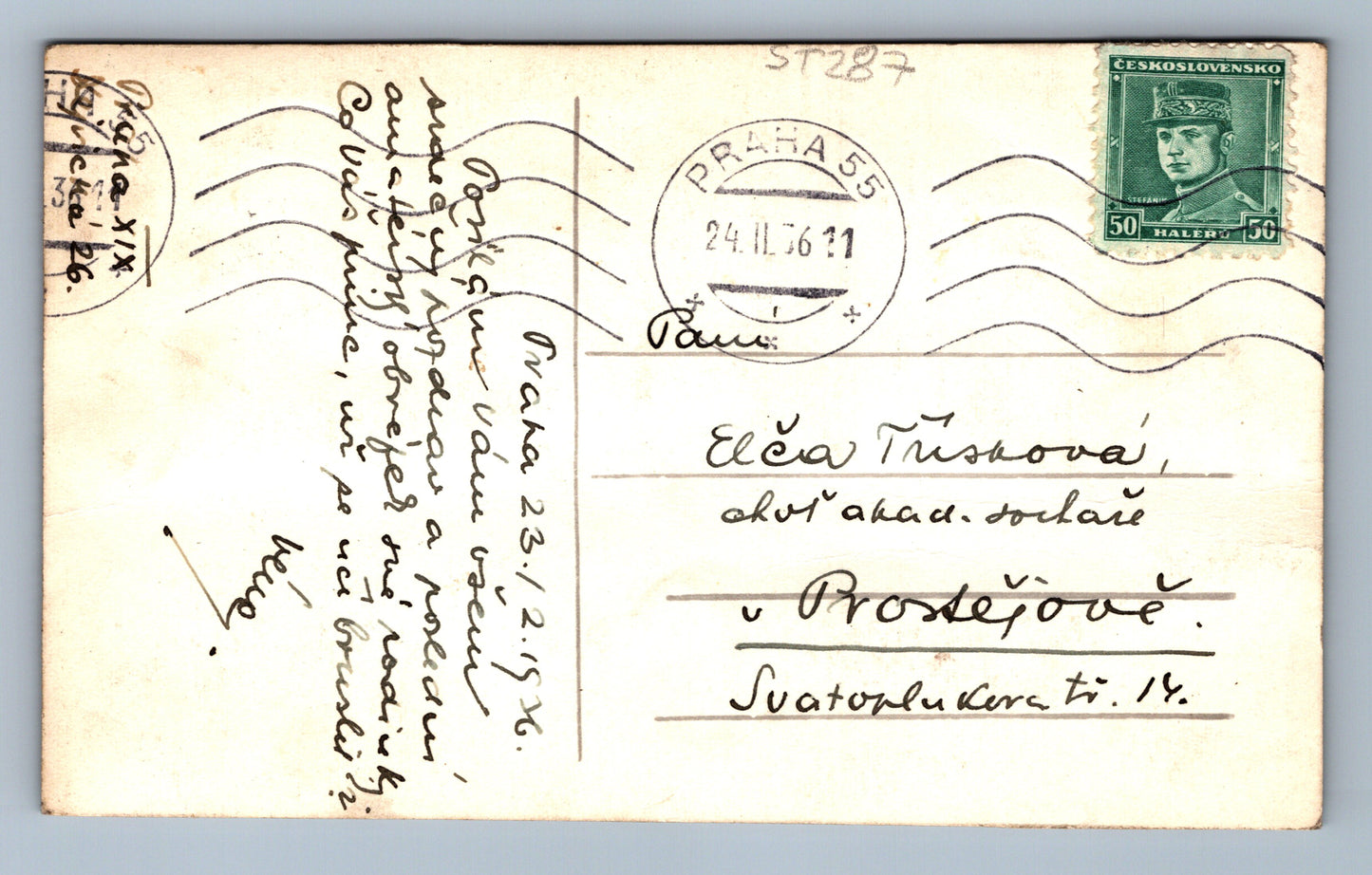 Postcard MOTHER WITH CHILDREN (ST287)