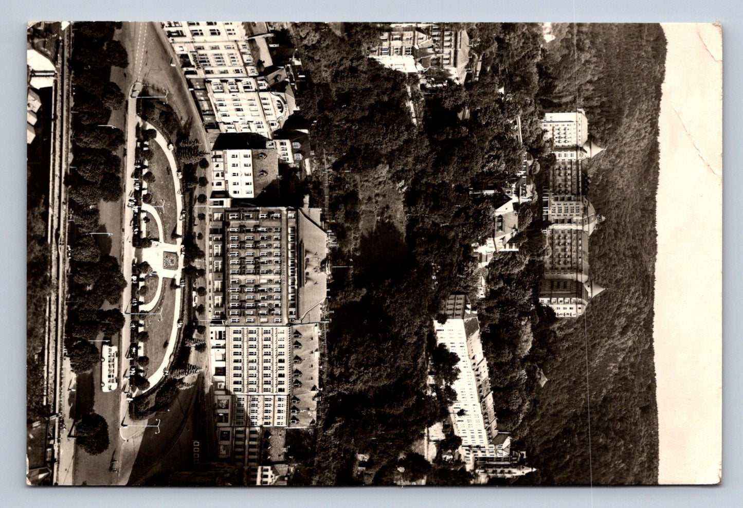 Pohlednice KARLOVY VARY - Leninovo náměstí (P763)
