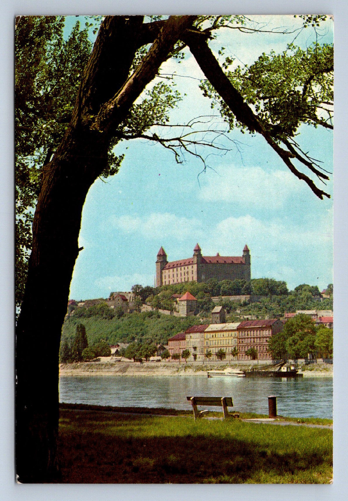 Pohlednice BRATISLAVA POHLED Z PETRŽALKY (X23660)