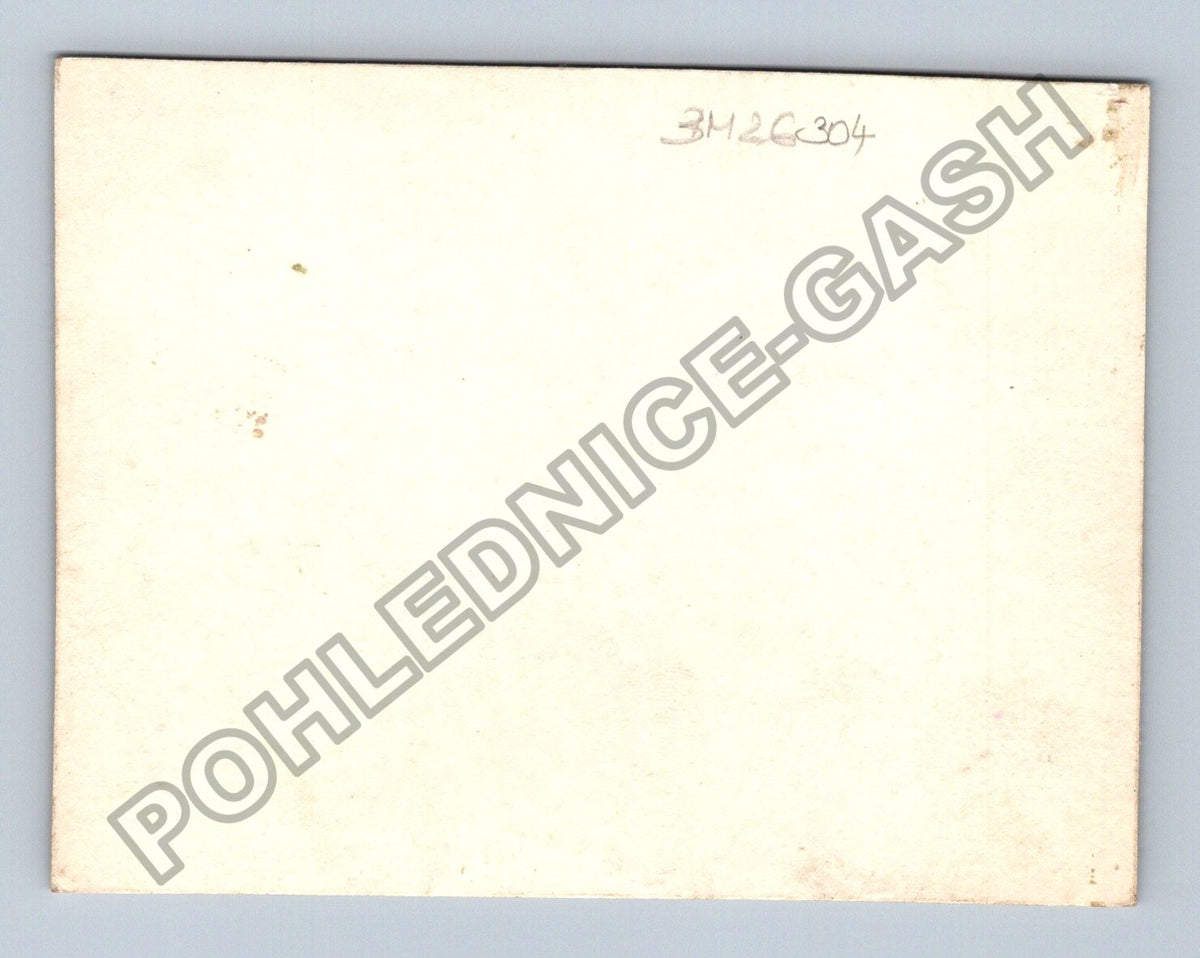 Stará fotografie dvou žen s medvídkem a brýlemi (BM26304)