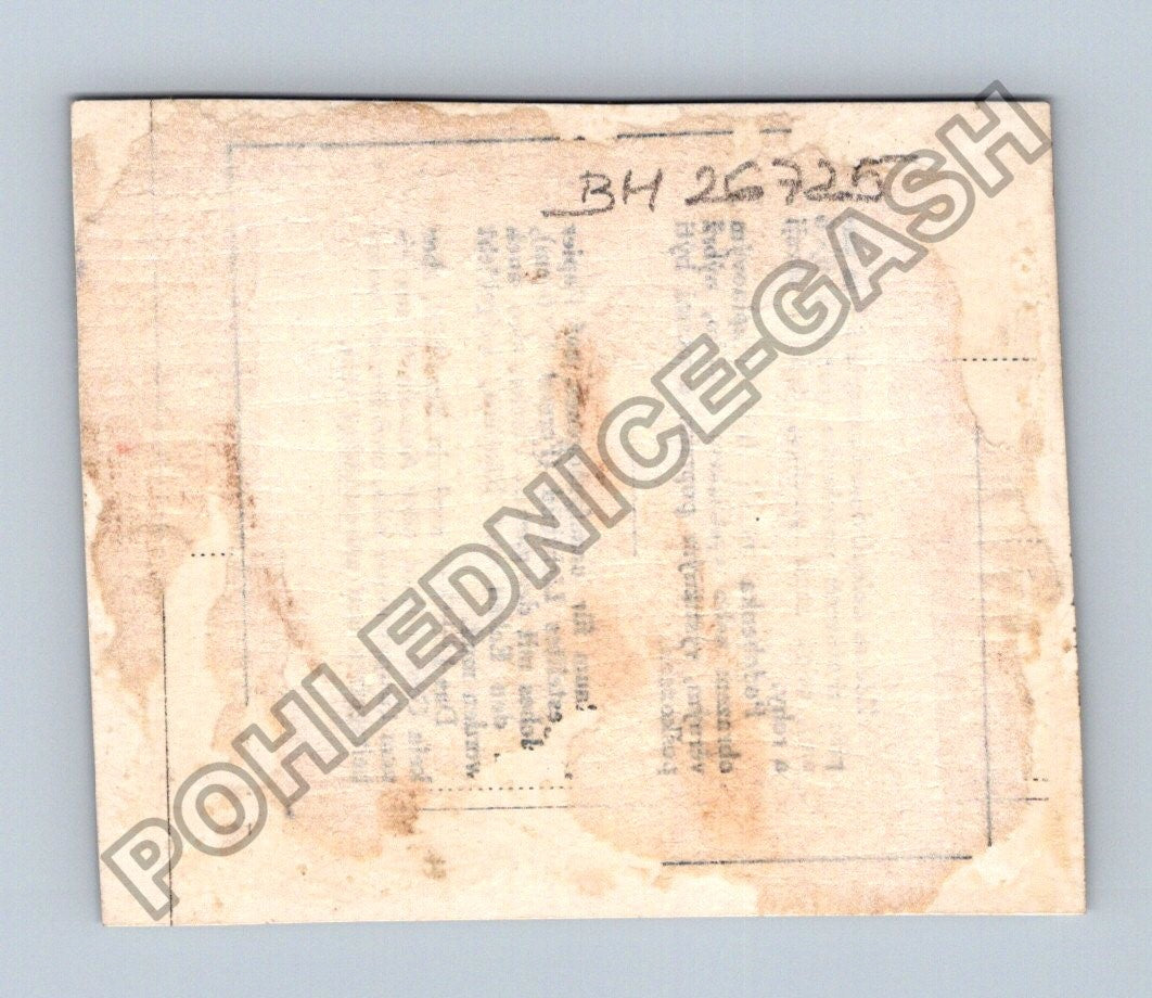 Pohlednice mladá žena s kyticí květin (BM26725)