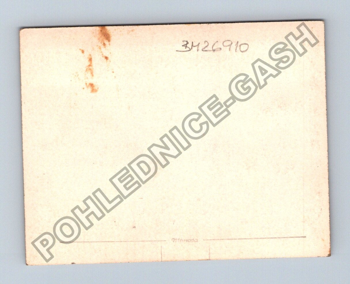 Stará fotografie muž v obleku s mikrofonem (BM26910)