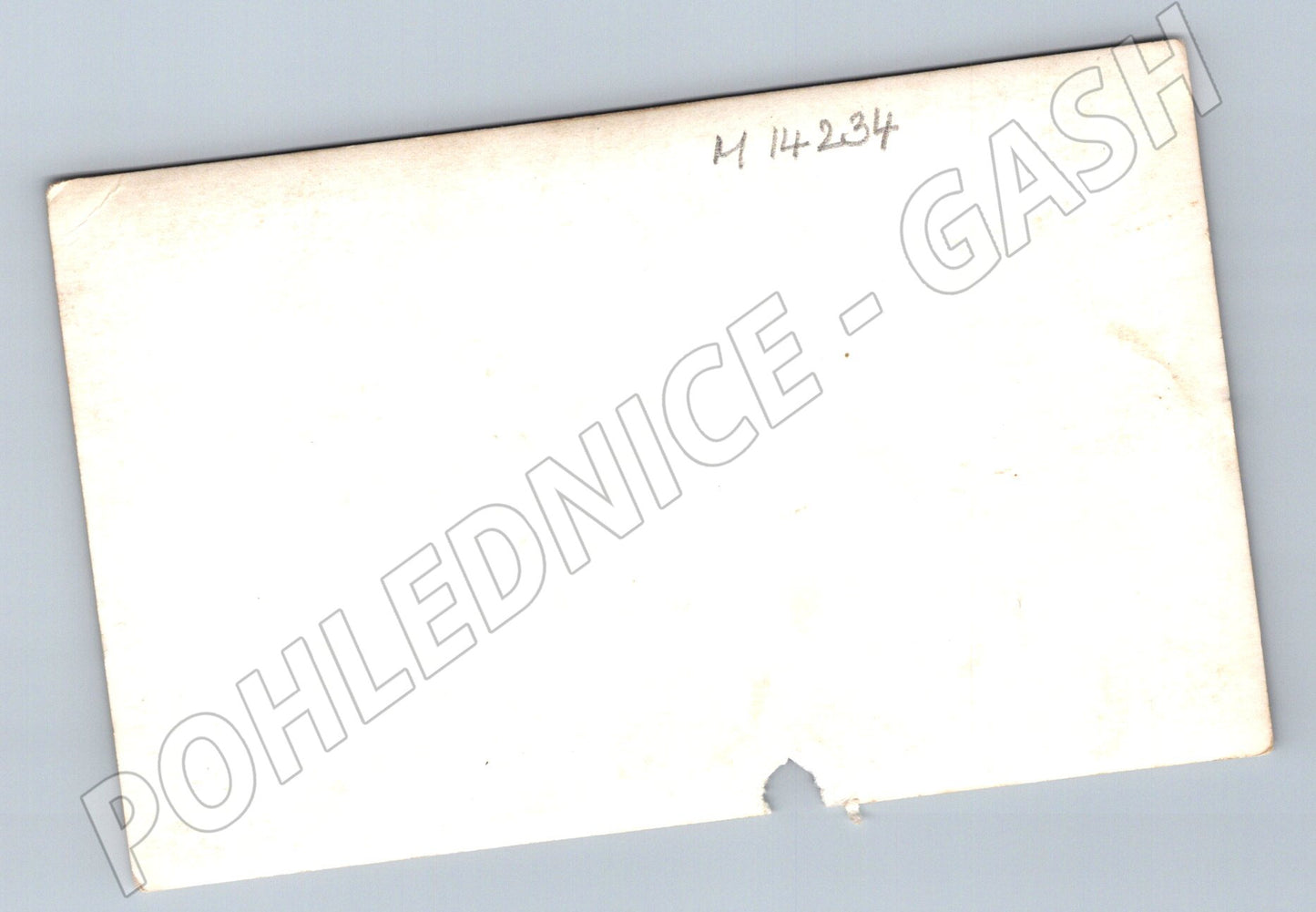 Pohlednice muž ve vojenské uniformě – černobílá (M14234)