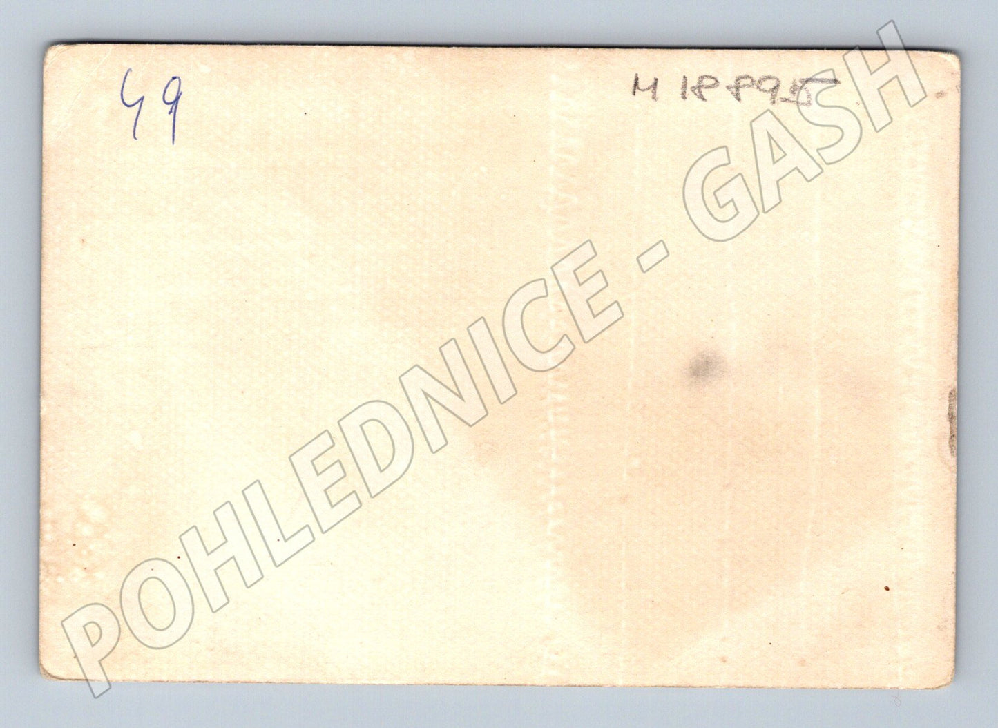Pohlednice posezení v české hospodě malý formát (M18895)