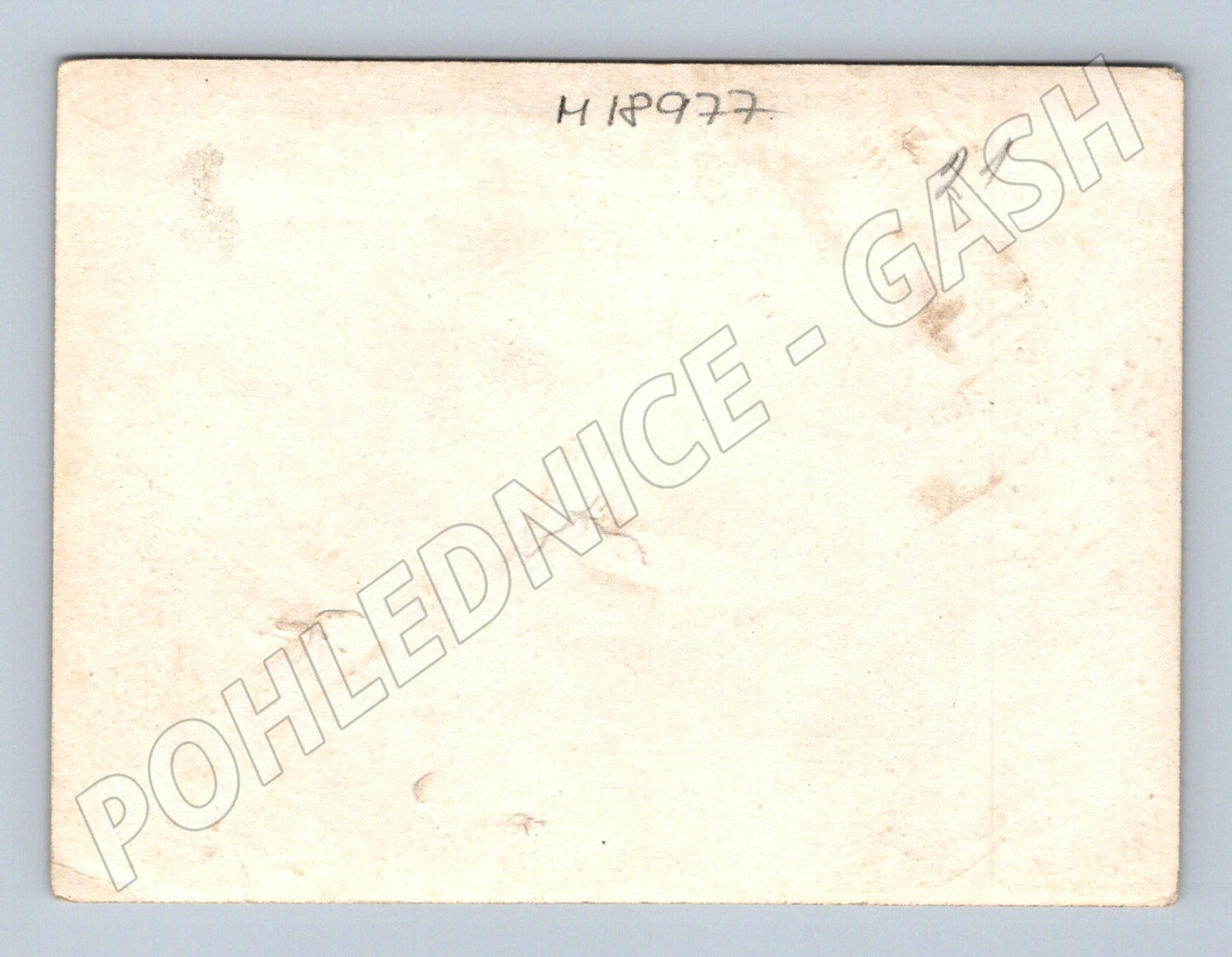 Pohlednice děti u železničního vagónu (M18977)