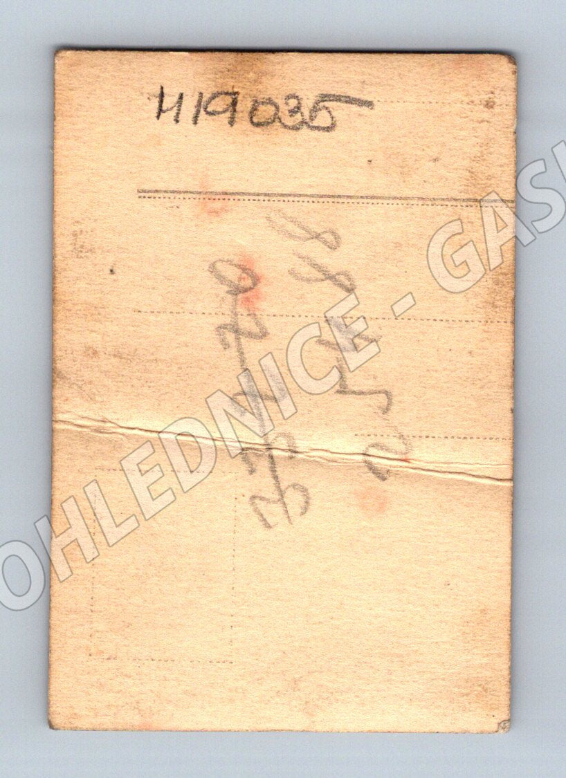 Pohlednice portrét muže s knírem (M19035)
