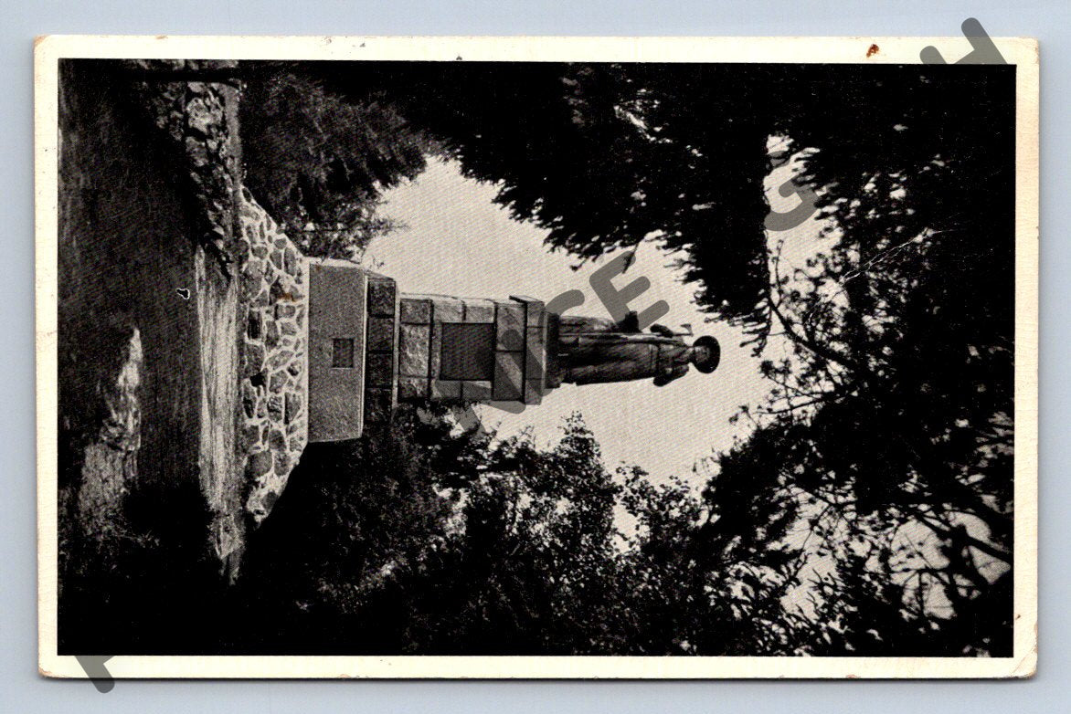 Pohlednice Hrádek u Domažlic Kozinův pomník raz (M1953)