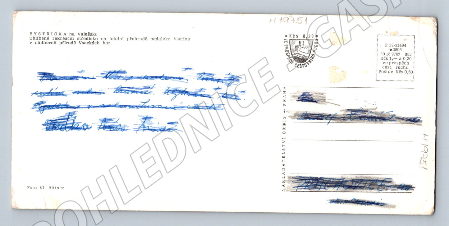 Pohlednice vesnice v údolí malý formát 1949 (M19751)