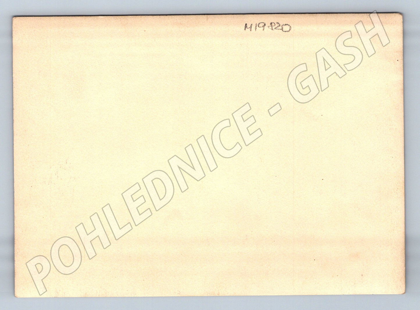 Pohlednice tři muži u fotbalové branky sport (M19820)