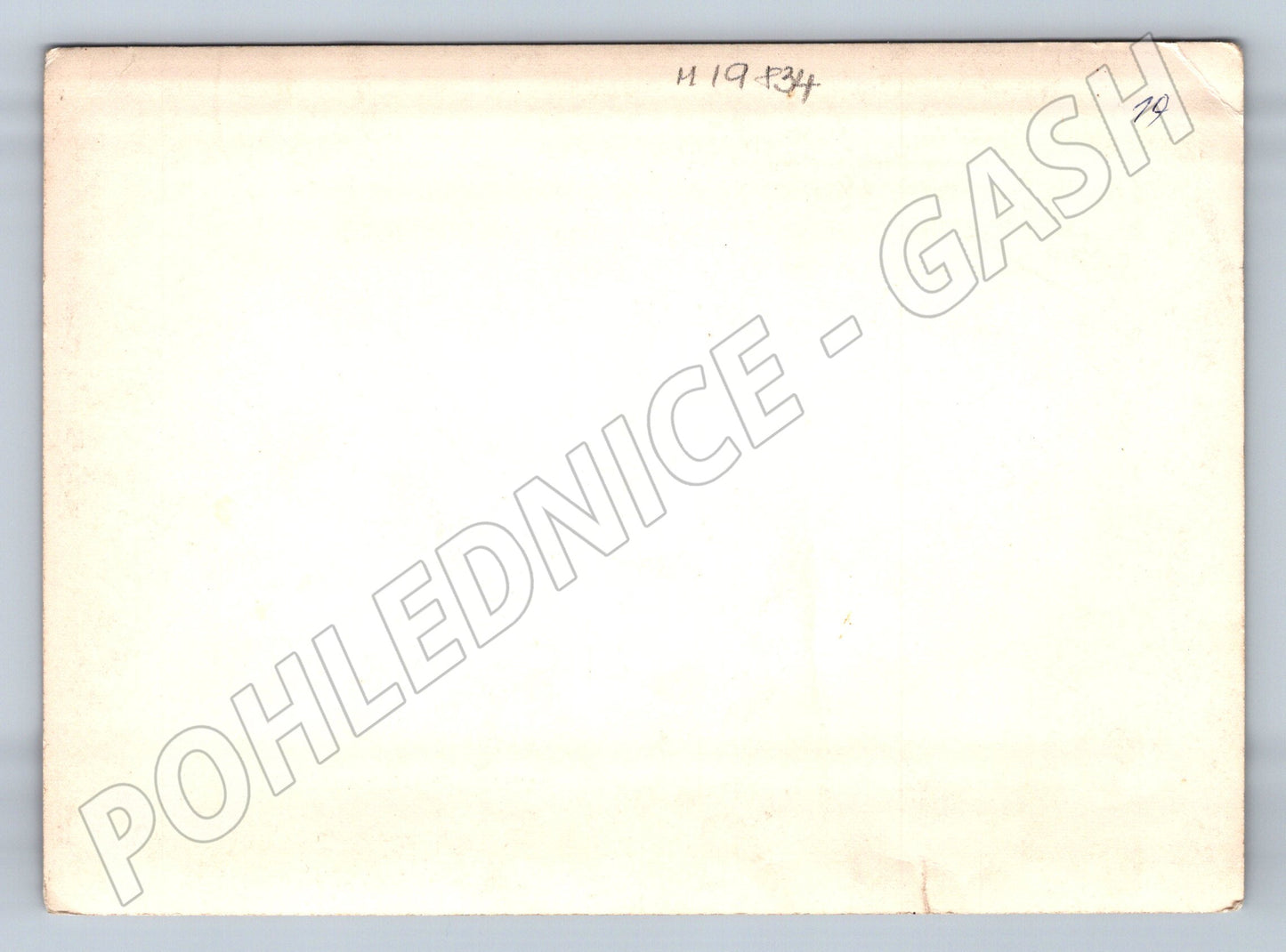 Pohlednice skupina u kamenného památníku ČR 50. léta (M19834)