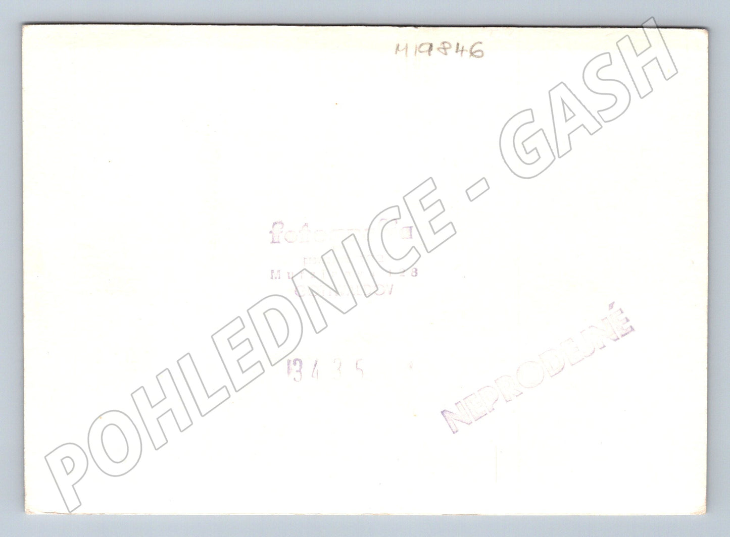 Pohlednice Školní třída historická černobílá s učiteli a stud (M19846)