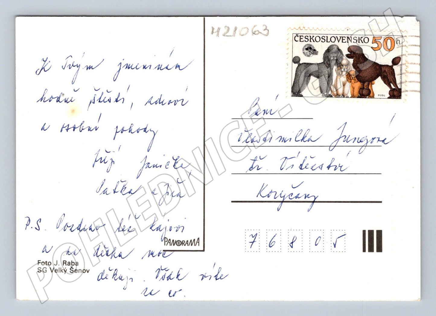 Pohlednice rudá růže ve váze (M21063)