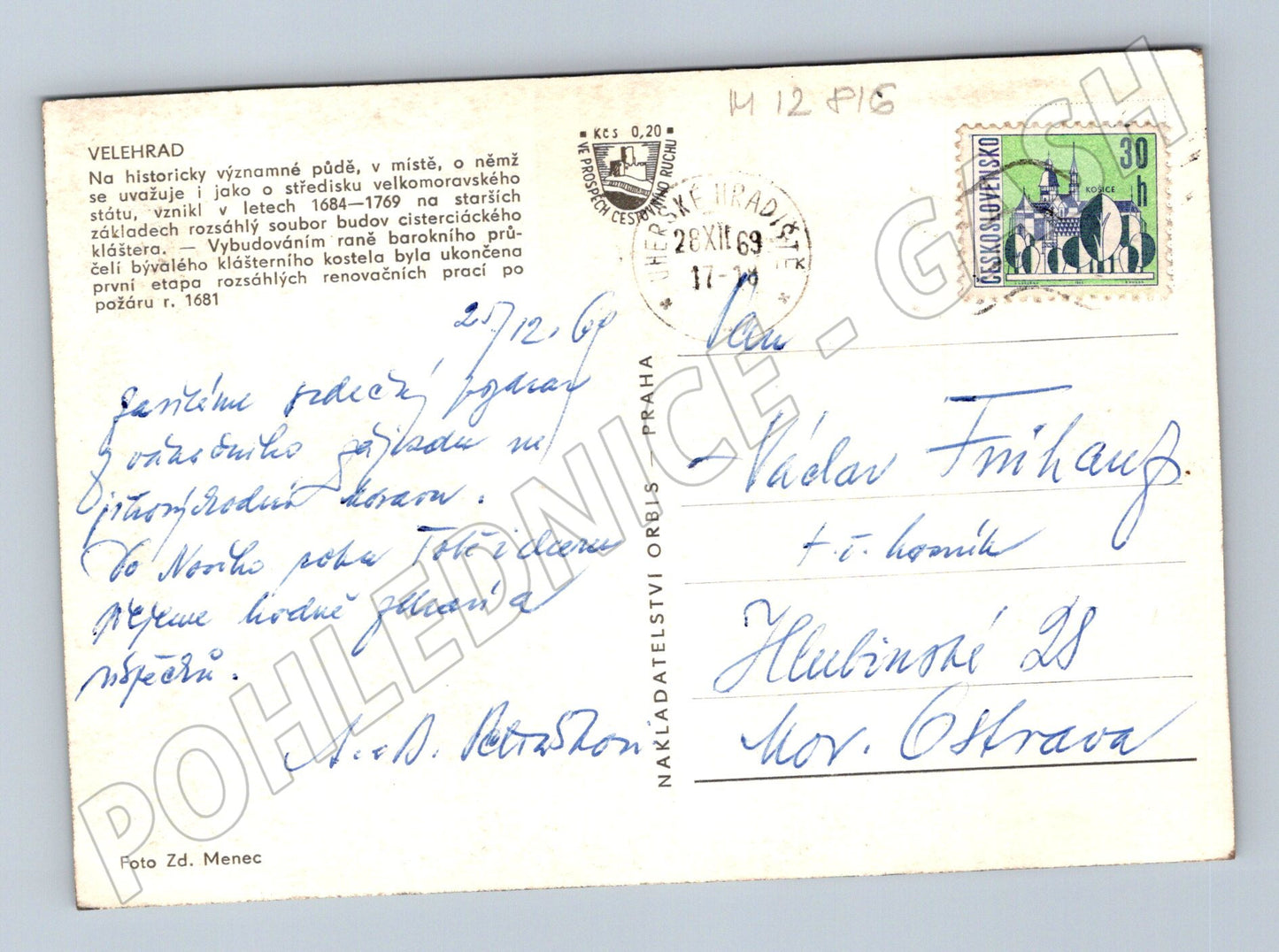 Pohlednice Velehrad klášter s lidmi 1969 (M22816)