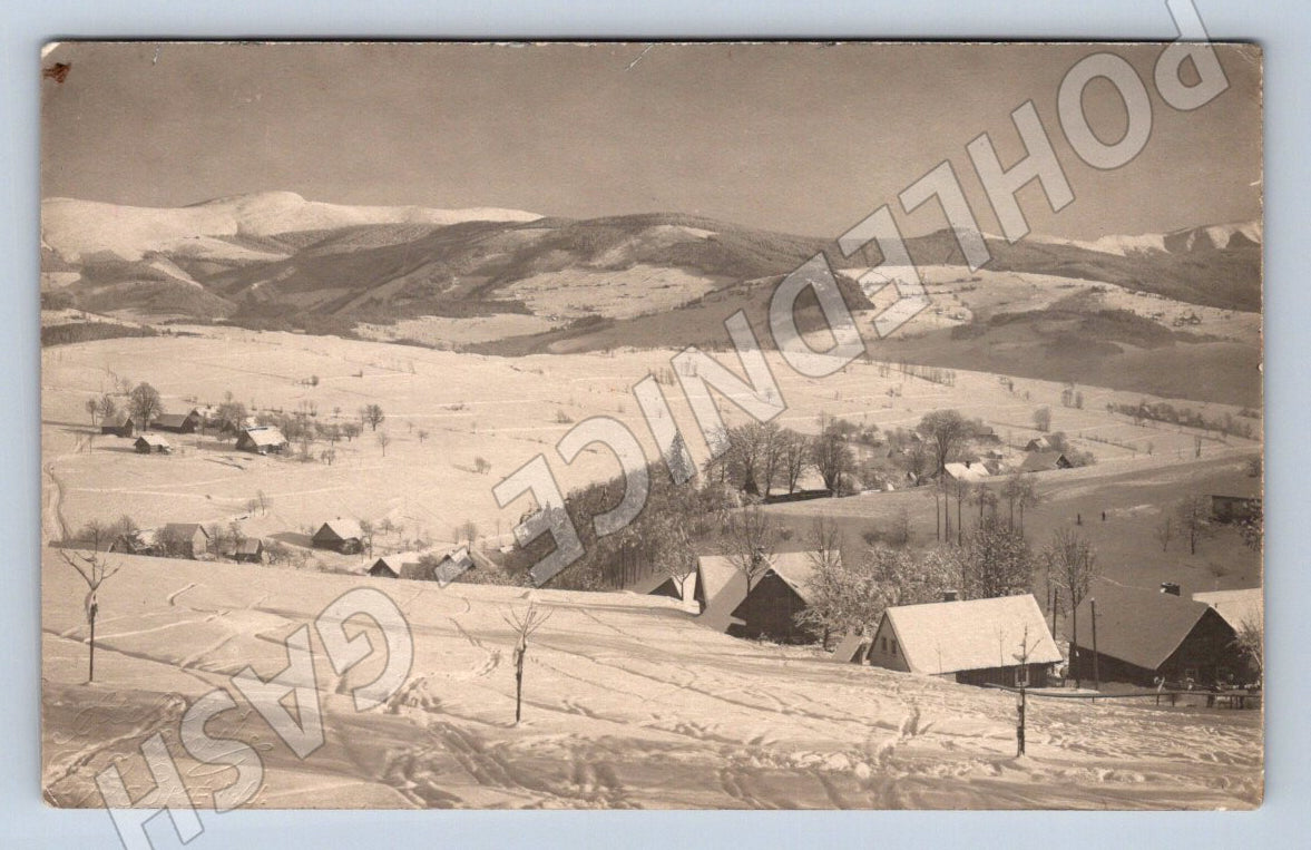 Pohlednice ČR zimní horská vesnice (M2361)