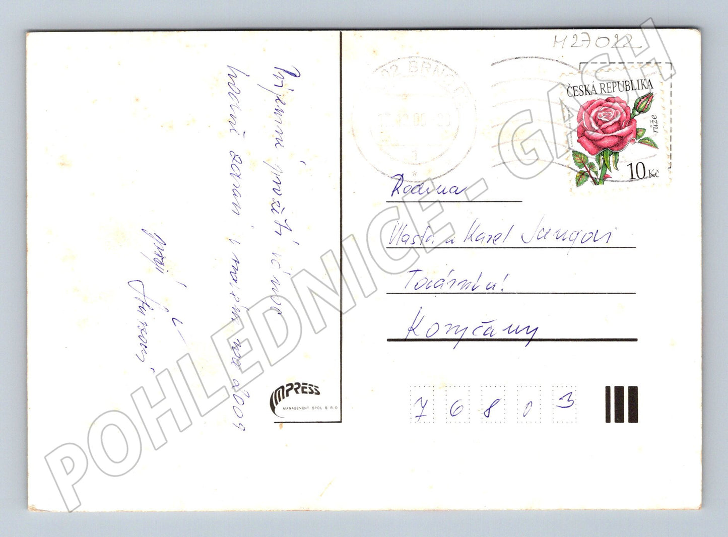 Pohlednice vánoční dívka s dopisem zasněžená krajina 2003 (M27022)
