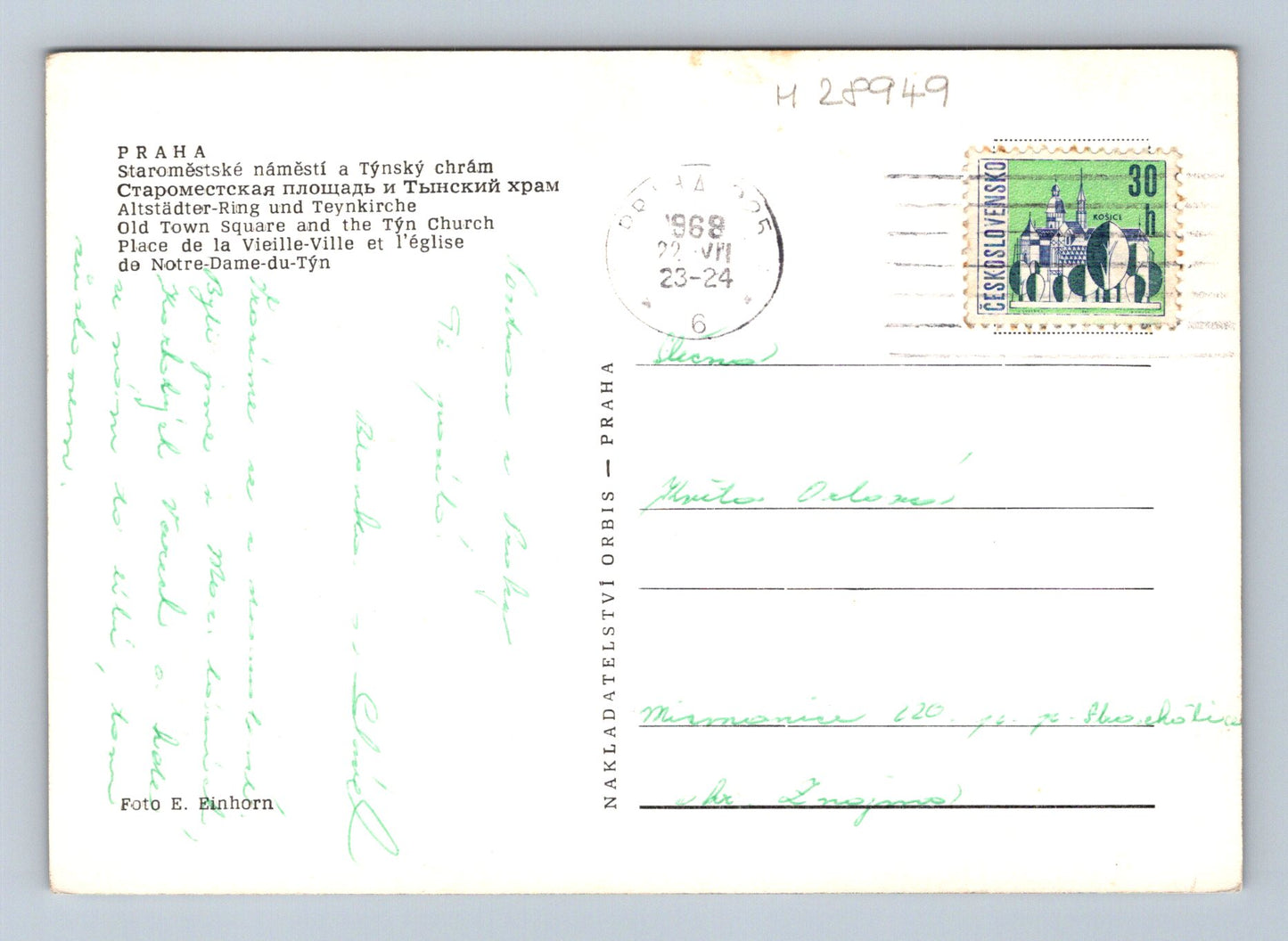 Pohlednice Praha Staroměstské náměstí a Týnský chrám 1968 (M28949)