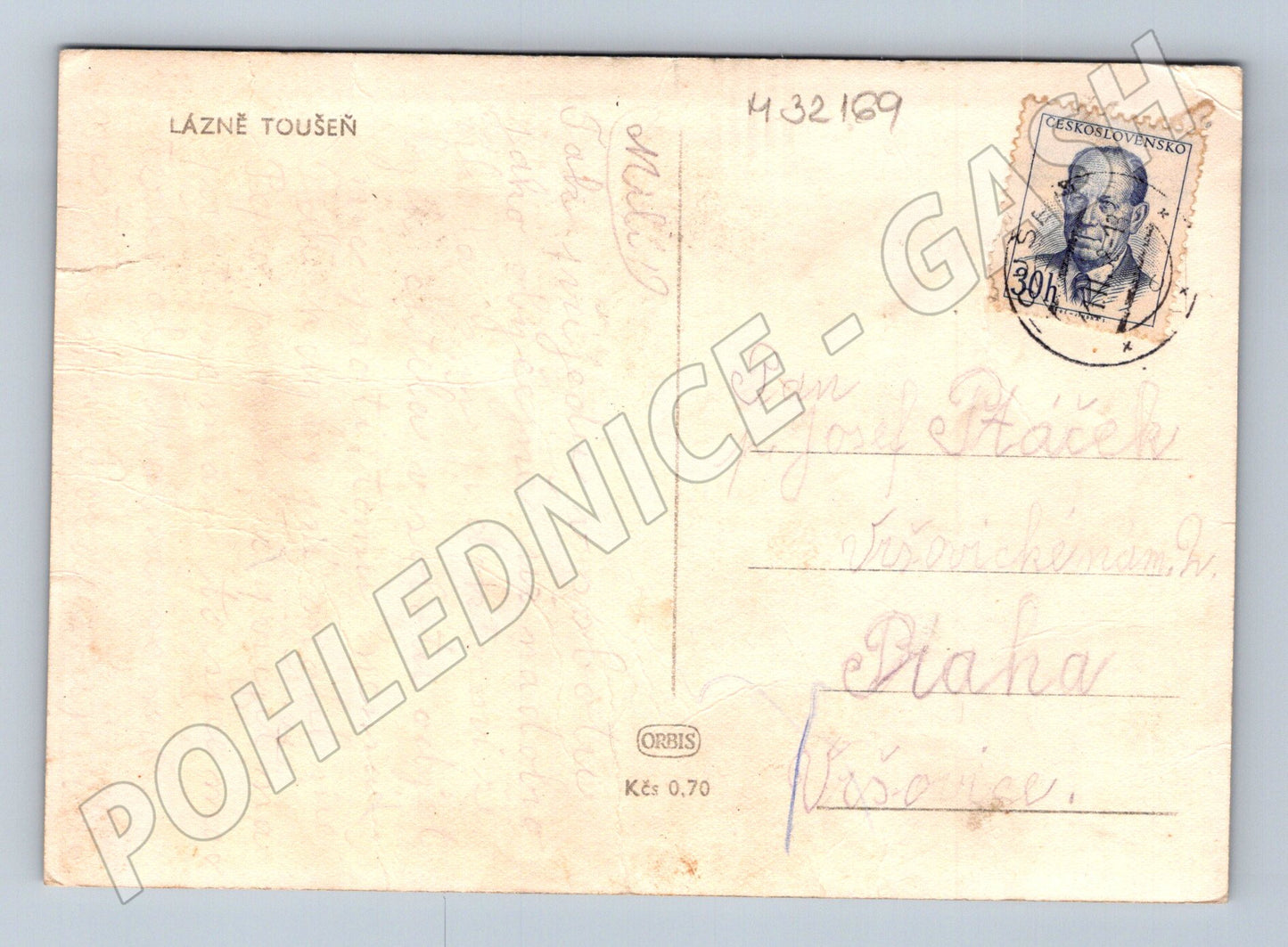 Pohlednice Lázně Toušeň pomník s lidmi (M32169)