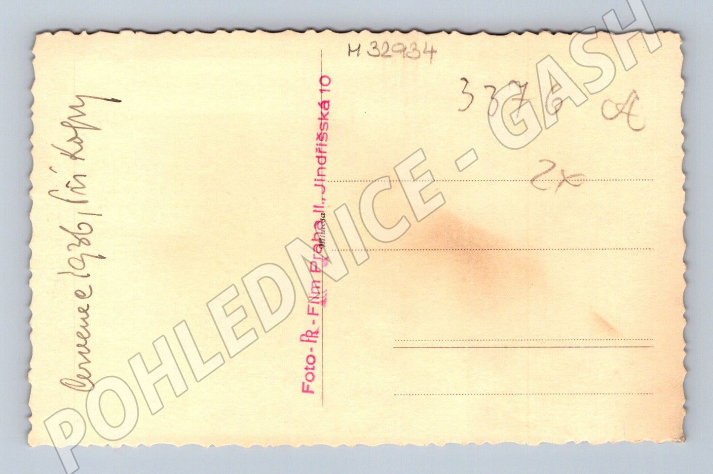 Pohlednice Praha lidé na ulici 1936 (M32934)