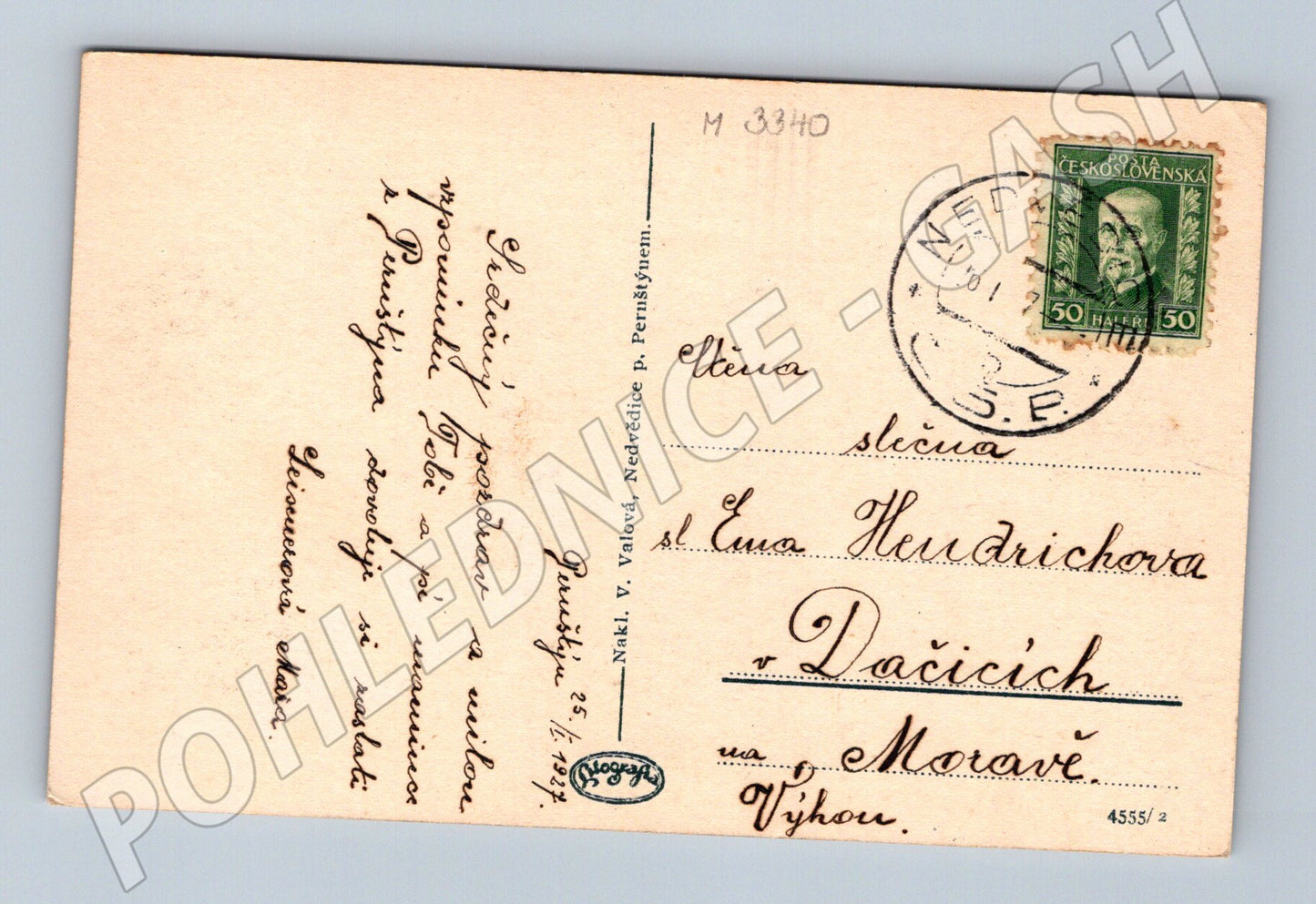 Pohlednice Pernštejn černobílý motiv (M3340)