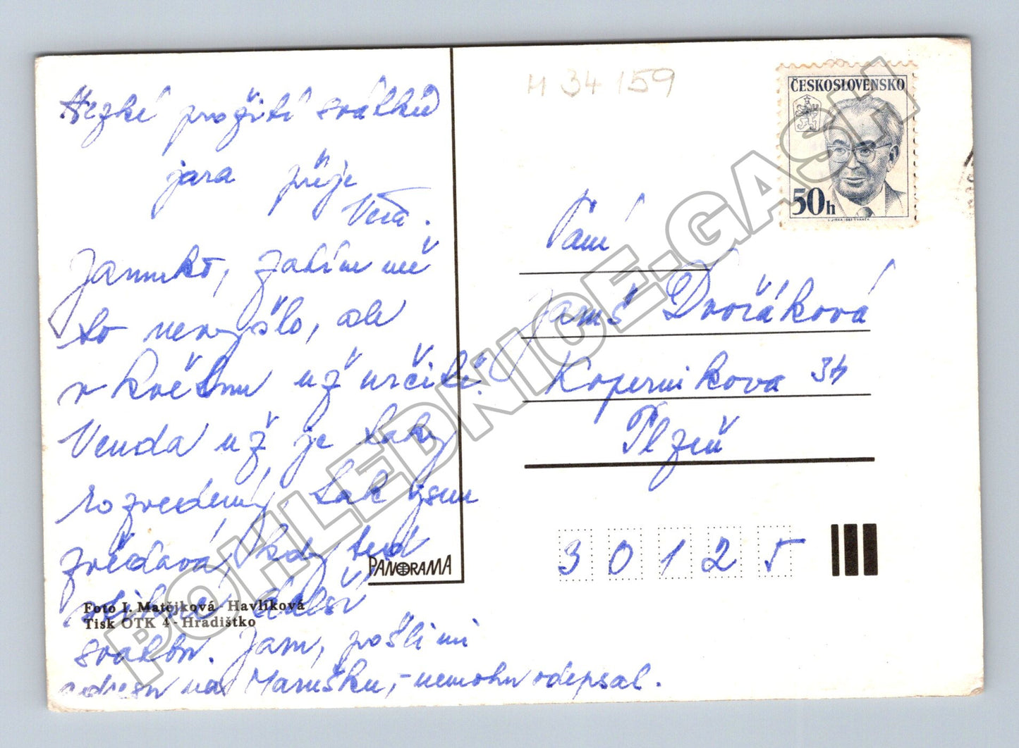 Pohlednice ženy v krojích Velikonoce (M34159)