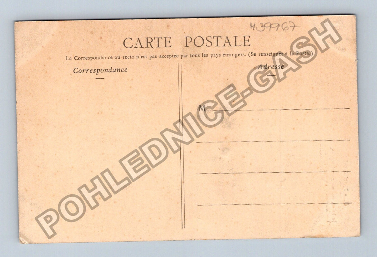 Pohlednice Francie žena se psem polibek (M39967)
