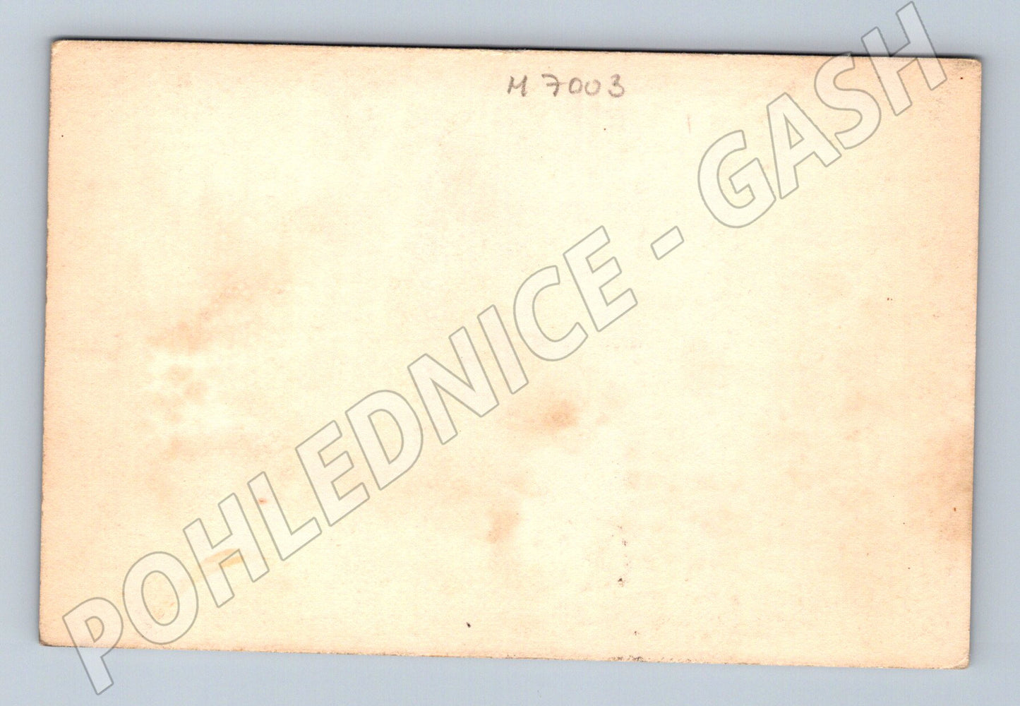 Pohlednice Interiér kostela s oltářem (M7003)