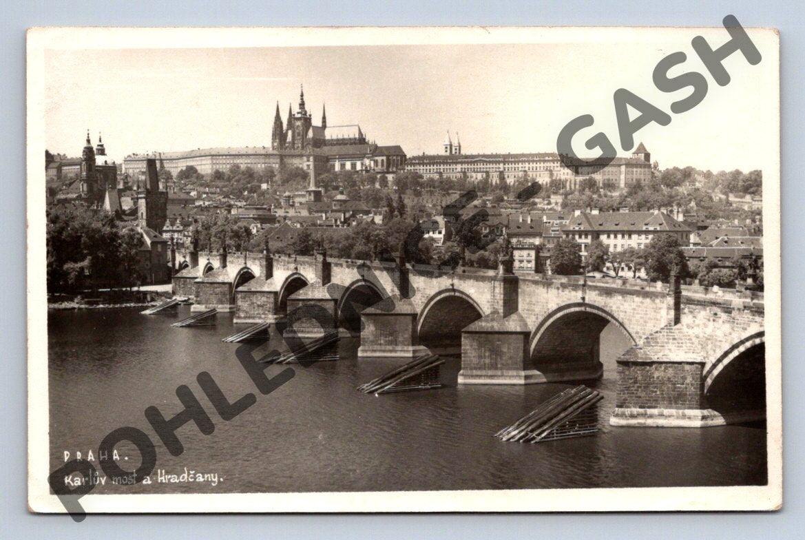 Pohlednice Praha Karlův most Hradčany ČSR (M769)