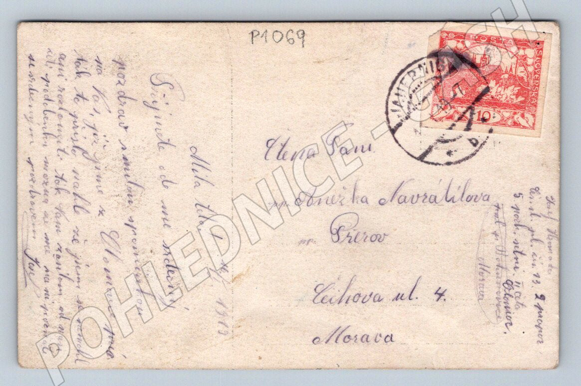 Postcard Czechoslovakia group of soldiers (P1069)
