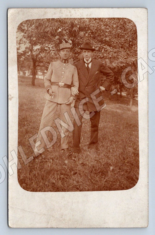 Pohlednice dva muži uniforma (P1120)