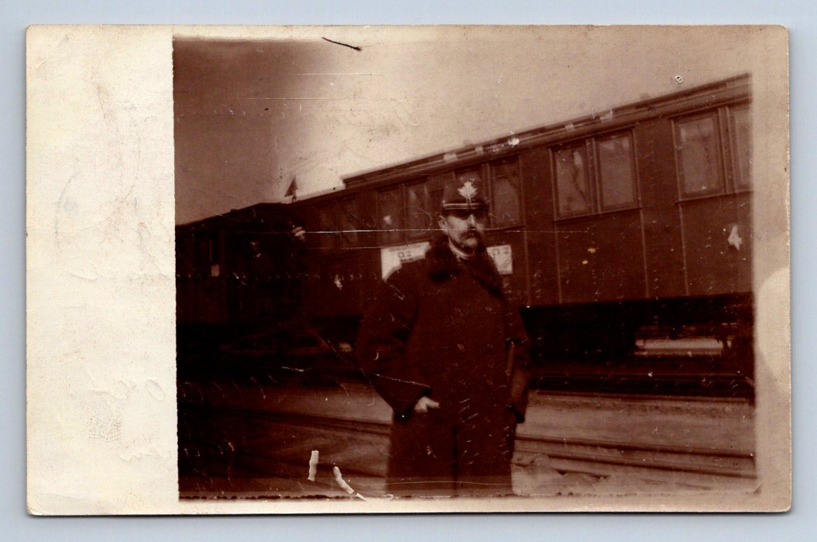 Pohlednice Rakousko Uhersko vojenský důstojník u vlaku 1915 (P1240)